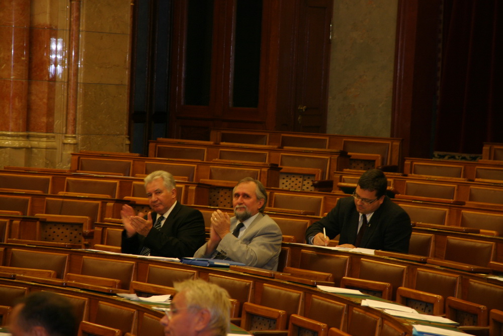 Félmillió gyerek éhezik.