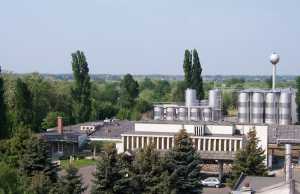 Tel: 76/374-555 36 20/5693-783, 20/2362-55 rabakozi.zoltan@royalsekt.hu forian.robert@royalsekt.hu www.royalsekt.hu GPS koordináta: 46°48'57.81