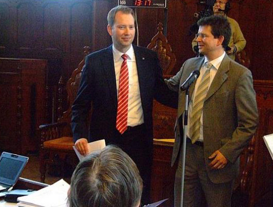 kecskemeten_mercedes_640_2010020593913_406.jpg kecskemeten_mercedes_640_2010020593913_406.jpg