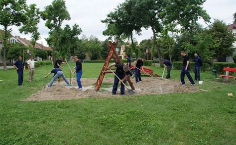 Kitettek magukért a Mercedes vezetői Kecskeméten