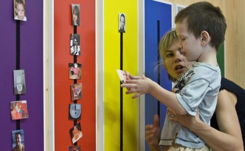 Speciális ellátást kaphatnak az autista gyerekek (Fotó: MTI)