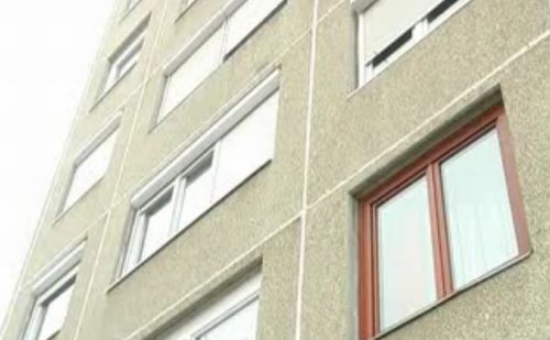 Energetikai korszerűsítést hajtottak végre Kiskunfélegyházán, az egyik tízemeletes társasházban. bacs1.jpg