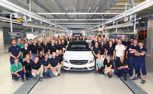 Mercedes-gyár: karosszériaüzemmel bővül a termelés