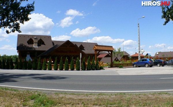 Az 52-es főúton, a Csalánosi Csárdánál biztonságosabbá vált a közlekedés - forrás: hiros.hu