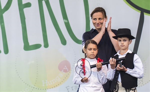 Megkezdődött az Európa Jövője Nemzetközi Gyermek- és Ifjúsági Találkozó Kecskeméten