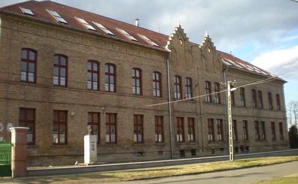 Megújult a dunavecsei iskola