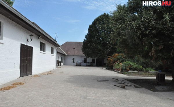 Megújult a Népi Iparművészeti Gyűjtemény udvara