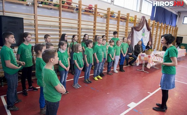 Új tornapálya a Ménteleki Általános Iskolában