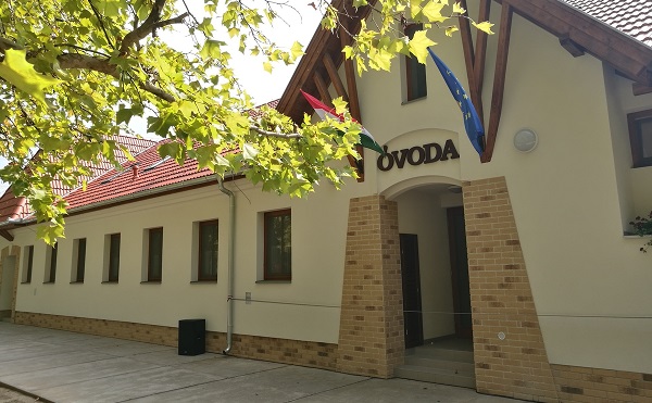 Több mint 250 millió forintból újították fel és bővítették Nyárlőrinc óvodáját