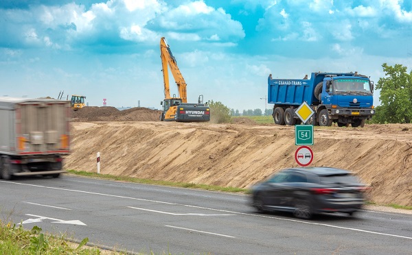 Turbó körforgalmak épülnek az M5-ös autópálya és az 54-es főút találkozásánál