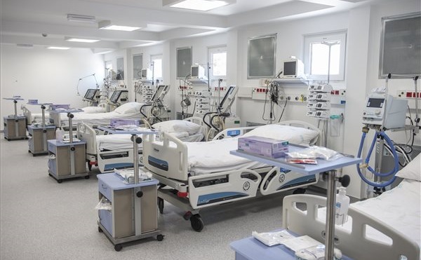 A kiskunhalasi járványügyi mobil kórház két és fél hét alatt készült el