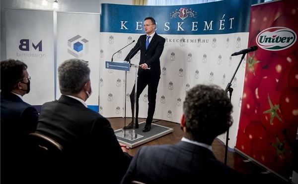 Három kecskeméti cég vehetett át kormányzati támogatást
