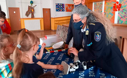 Bűn- és baleset-megelőzési előadások robotokkal